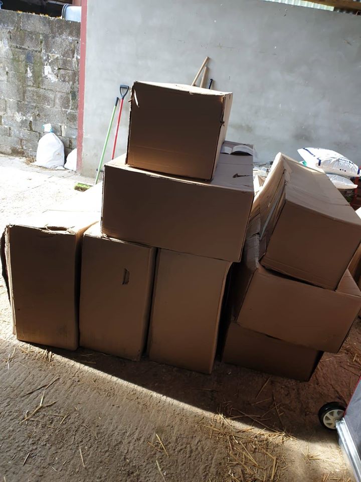 Read more about the article Exciting delivery today at Kidz farm……………. (it’s not an animal!) We’ve been extremly busy behind the scenes over the last few months and can’t wait to kick off another incredible season. I’ll share with you when I get into these boxes..